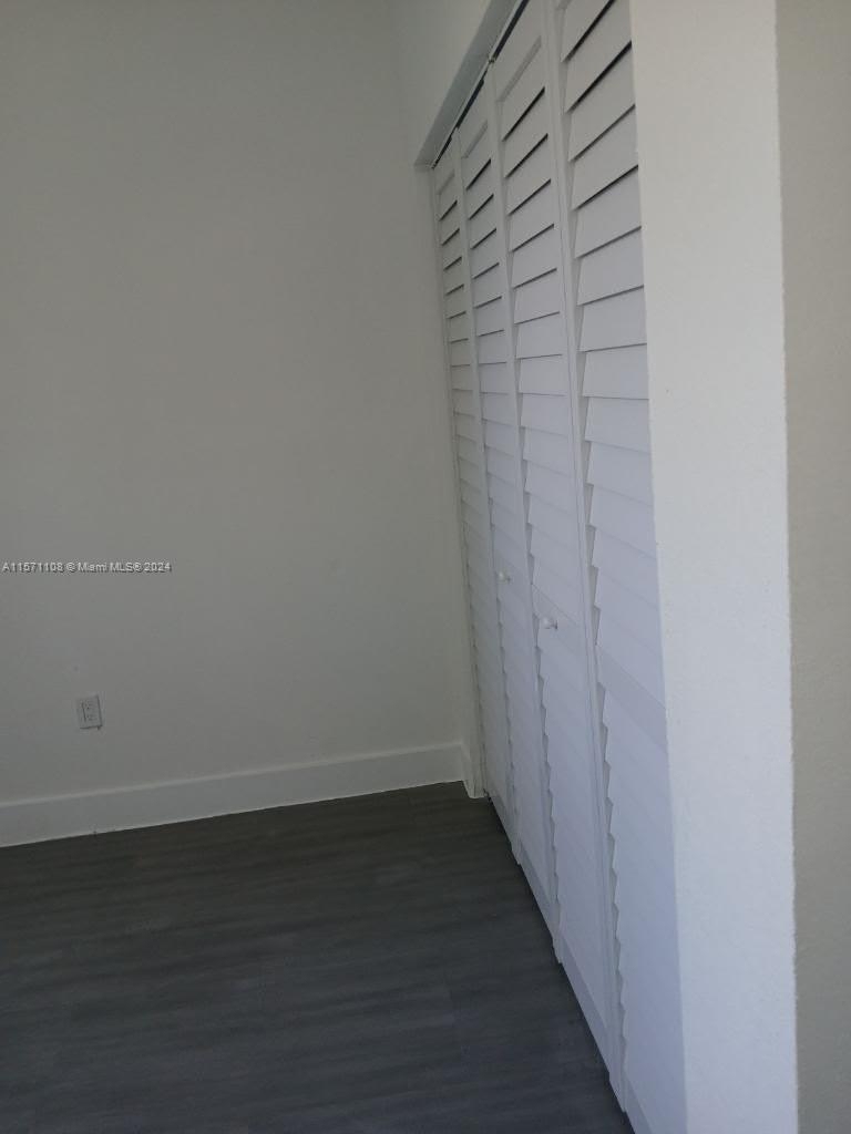 1003 Sw 15th Ave - Photo 4