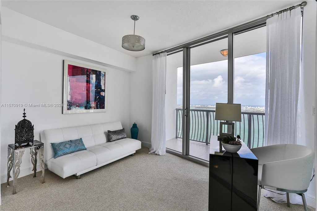 1750 N Bayshore Dr - Photo 11