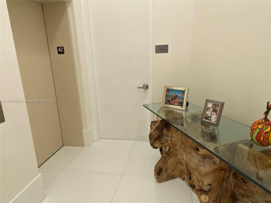 15811 Collins Ave - Photo 13