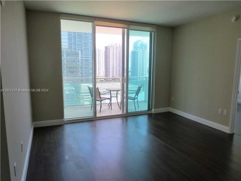 950 Brickell Bay Dr - Photo 6