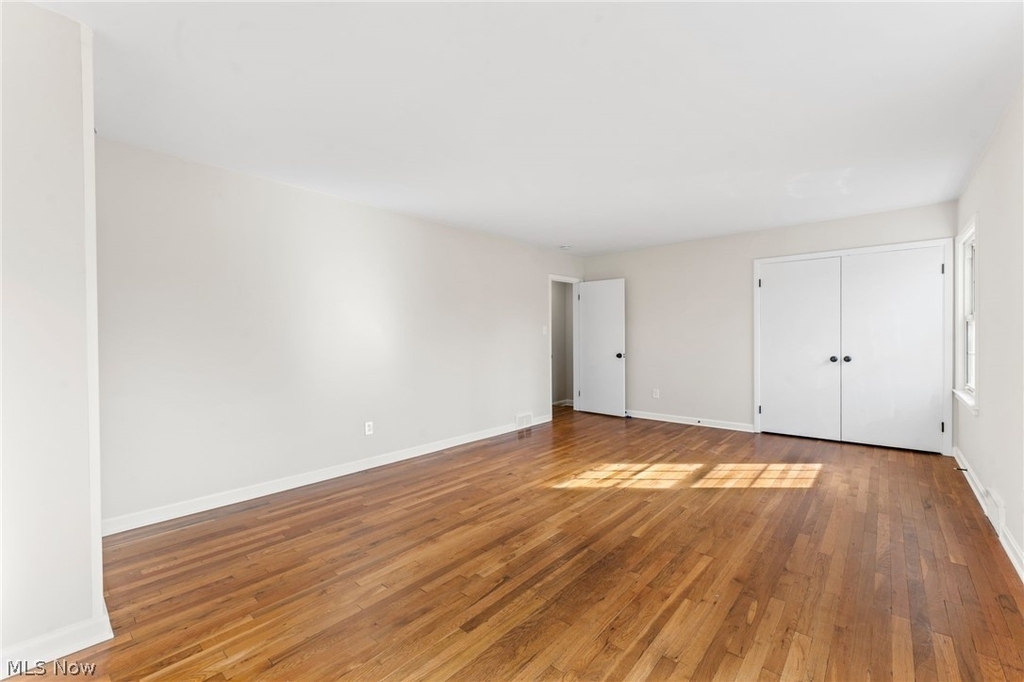 14001 Shaker Boulevard - Photo 18