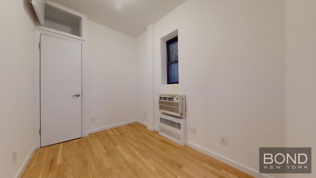 427 East 73 Street - Photo 7