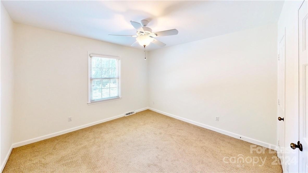 6810 Rosemary Lane - Photo 25