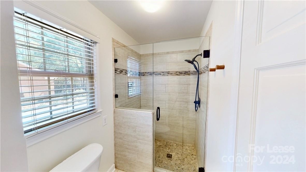 6810 Rosemary Lane - Photo 24