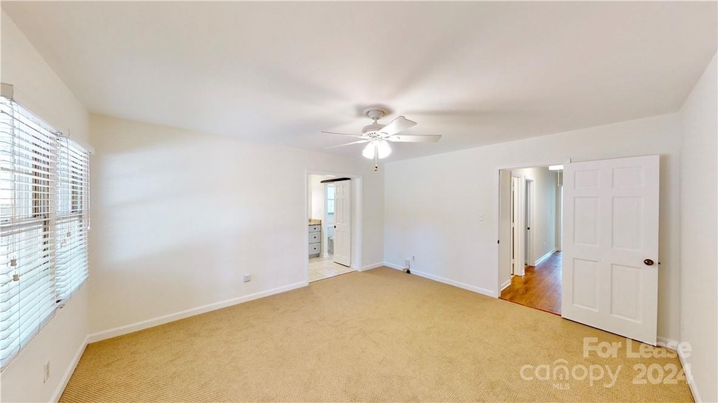 6810 Rosemary Lane - Photo 20