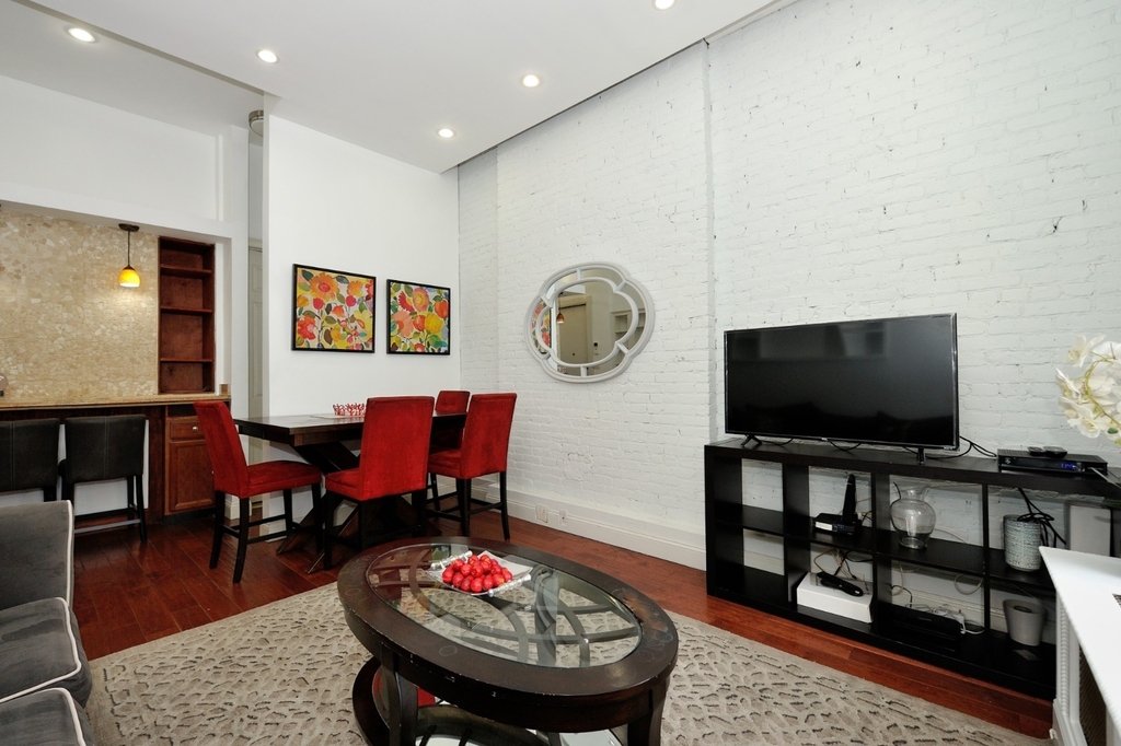 7 West 82nd Street - Photo 8