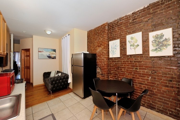 536 Ninth Avenue - Photo 2