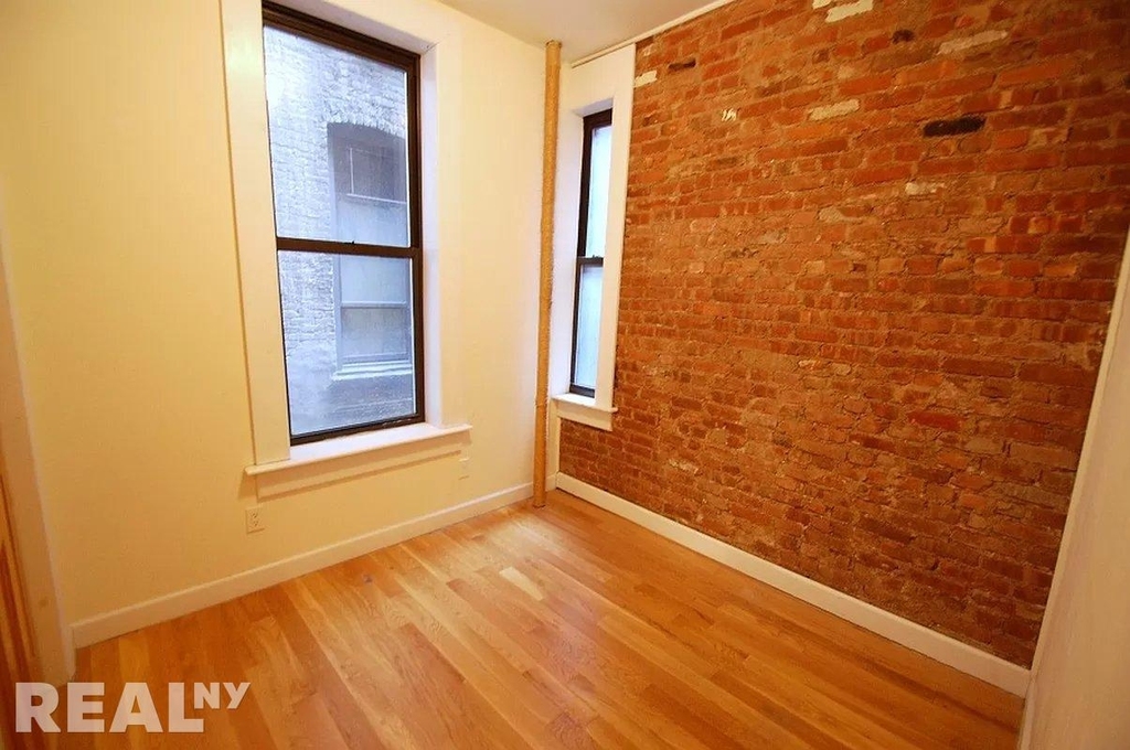 254 Broome St. - Photo 4