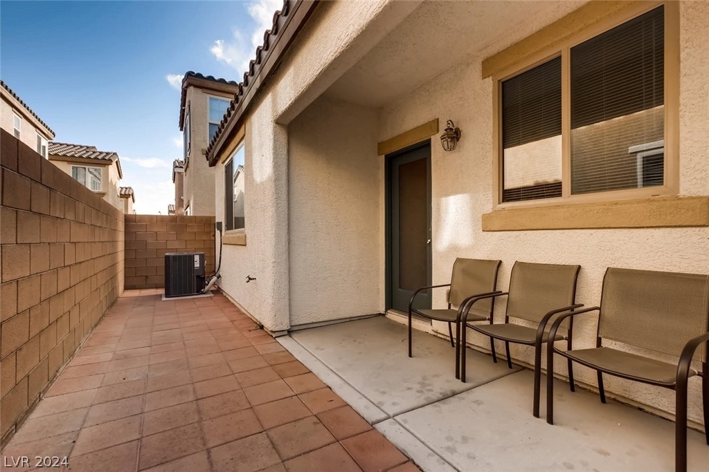 10156 Palazzo Marcelli Court - Photo 29