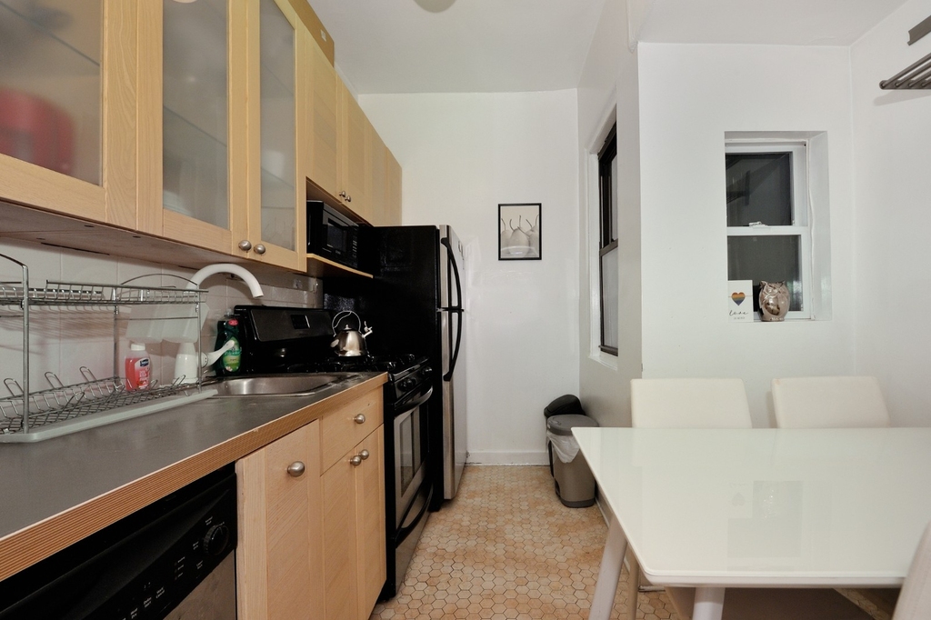 354 East 77th Street - Photo 1