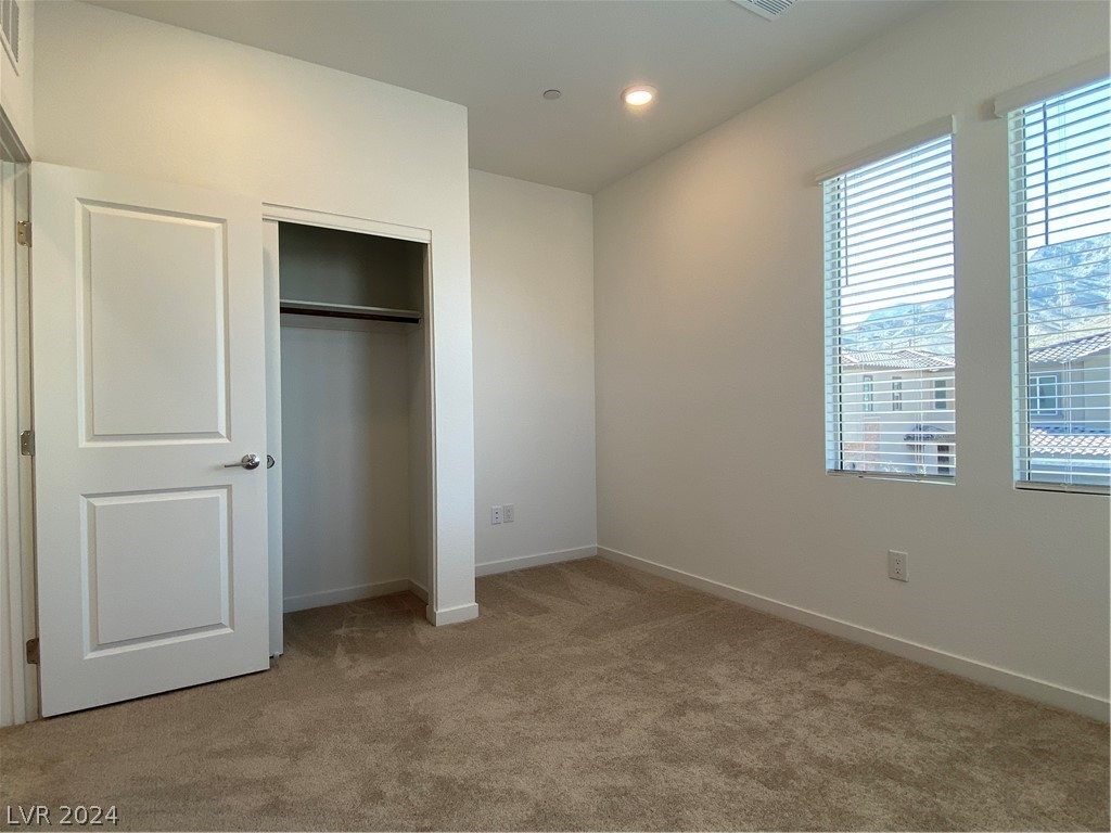 11687 Desert Hollow Avenue - Photo 19