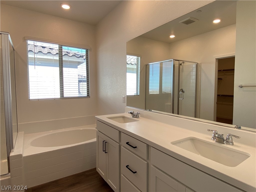 11687 Desert Hollow Avenue - Photo 10