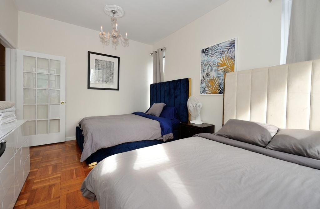 354 East 77th Street - Photo 4