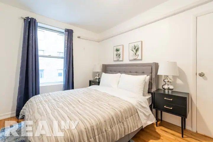 472 9th Avenue - Photo 10