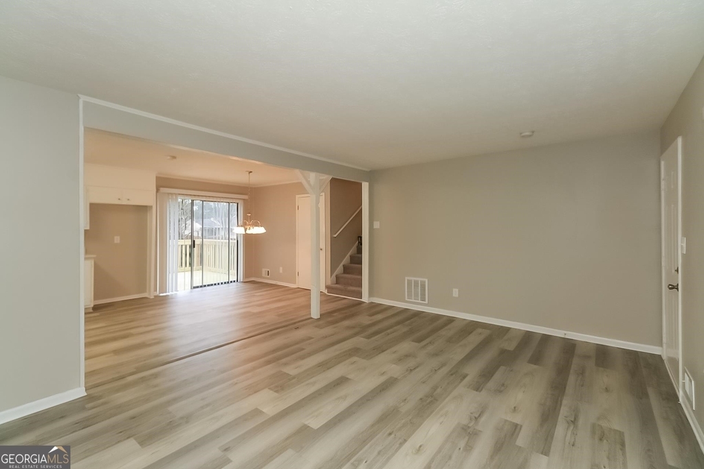 7323 Bluestone Drive - Photo 5