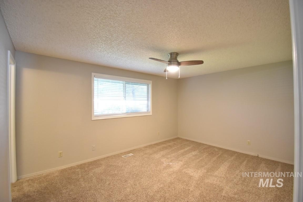 215 E Mango - Photo 21