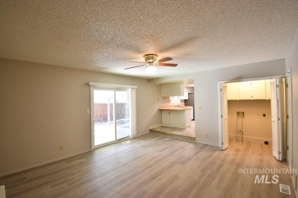 215 E Mango - Photo 15