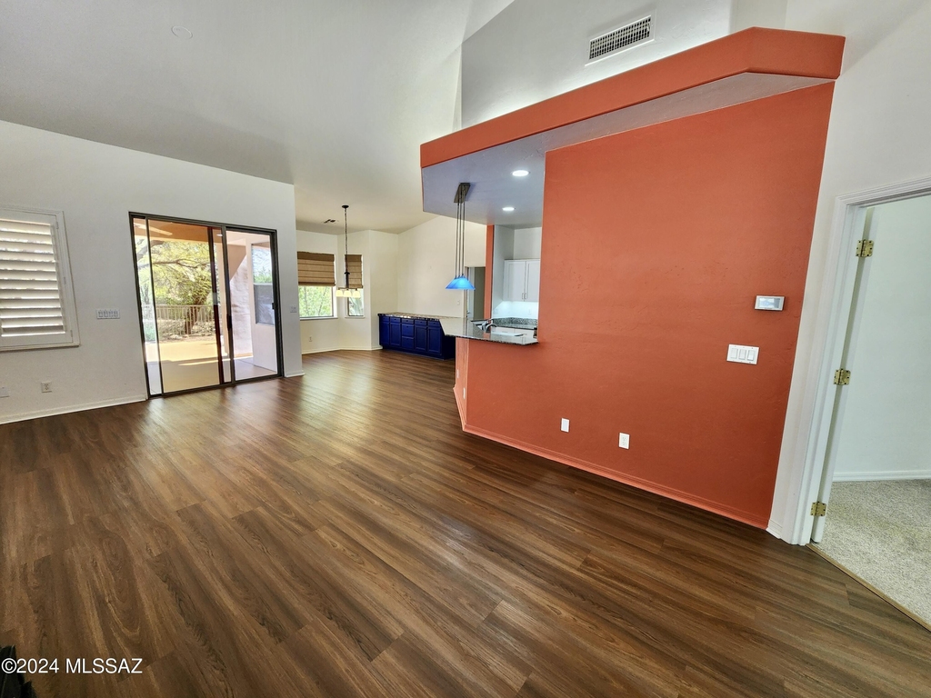 13401 N Rancho Vistoso Boulevard - Photo 2