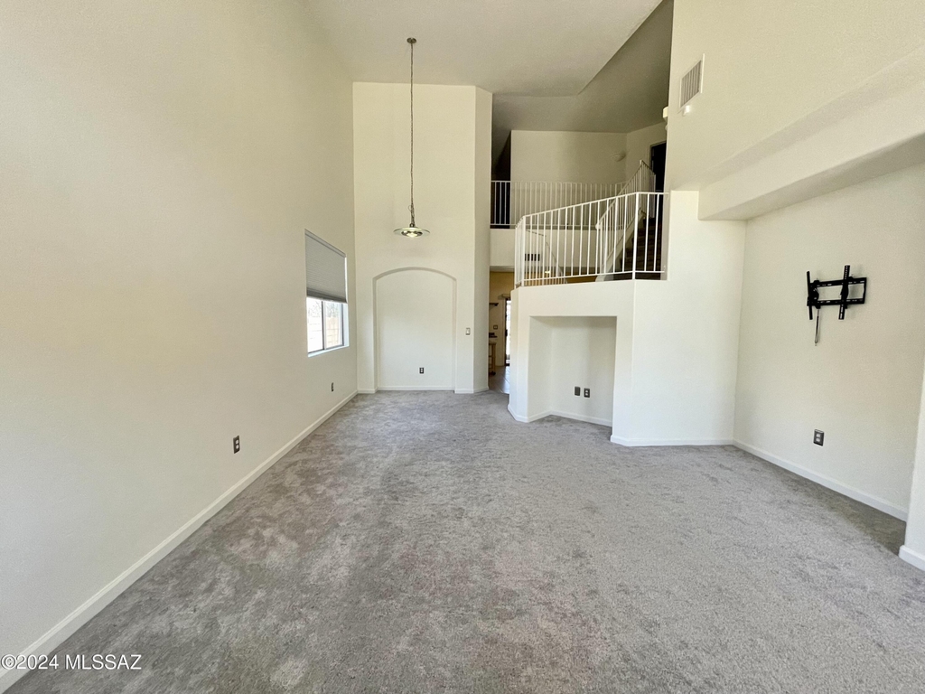 8701 E Chimney Spring Drive - Photo 15