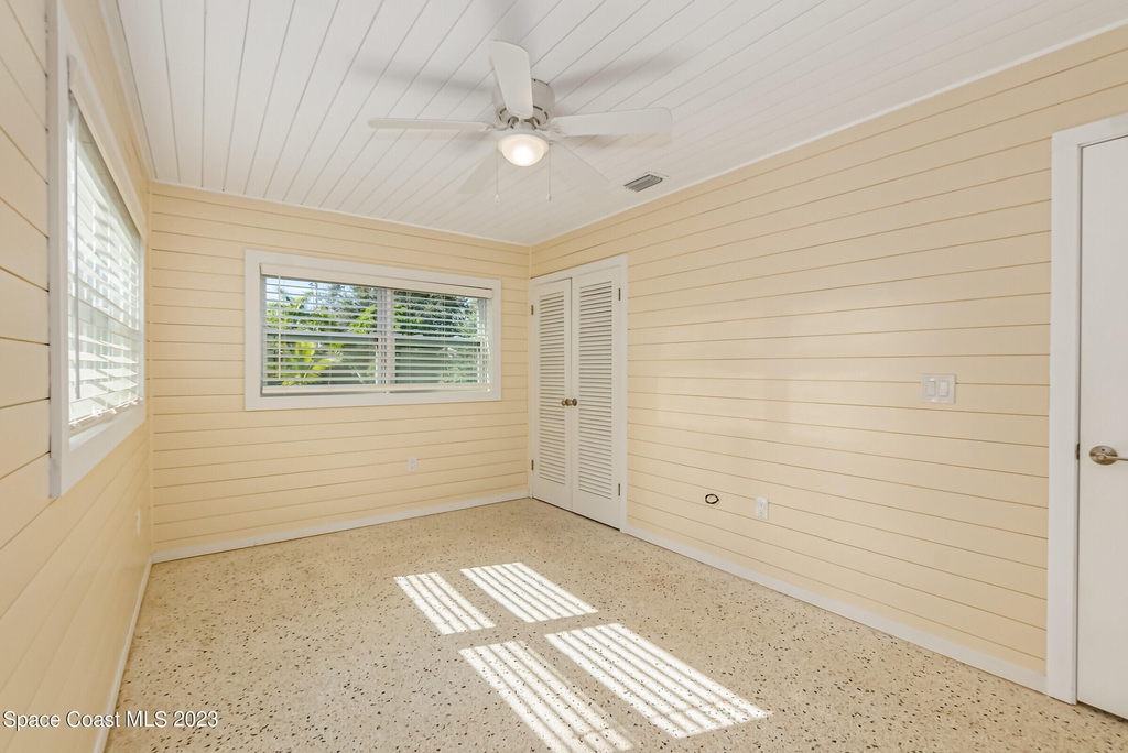 2040 Palm Avenue - Photo 15