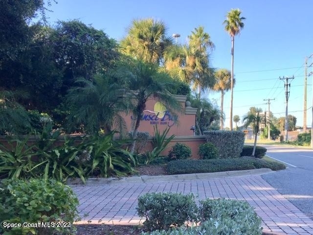 225 S Tropical - Photo 1