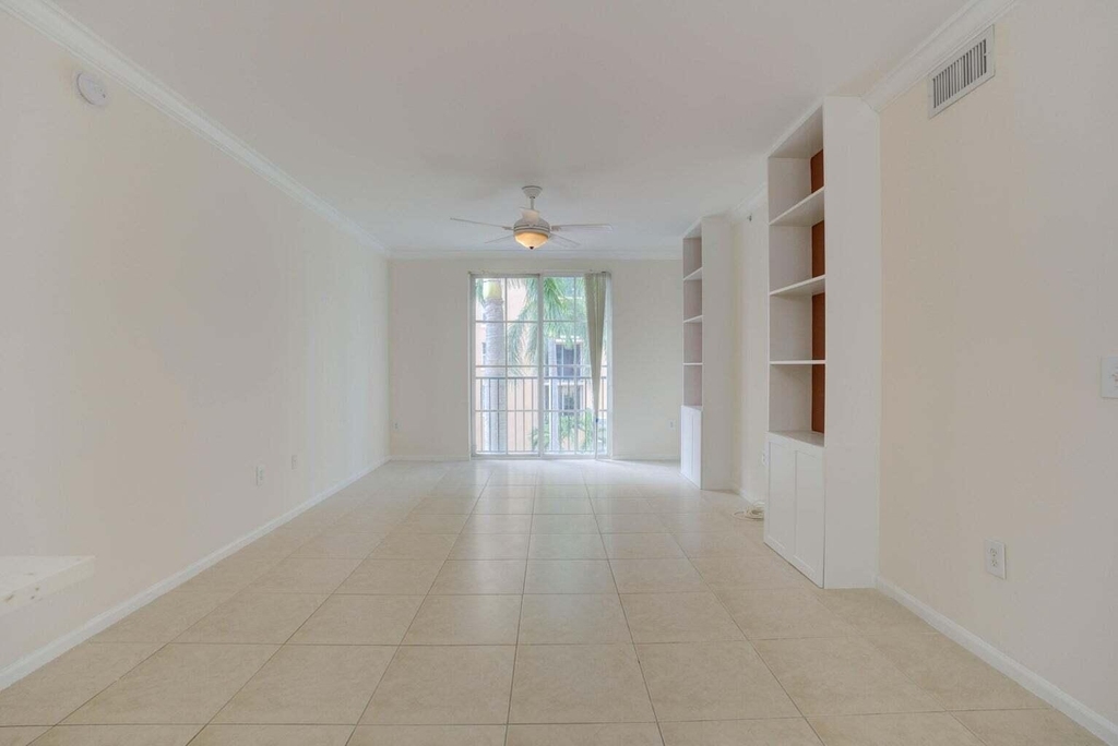 780 S Sapodilla Avenue - Photo 7