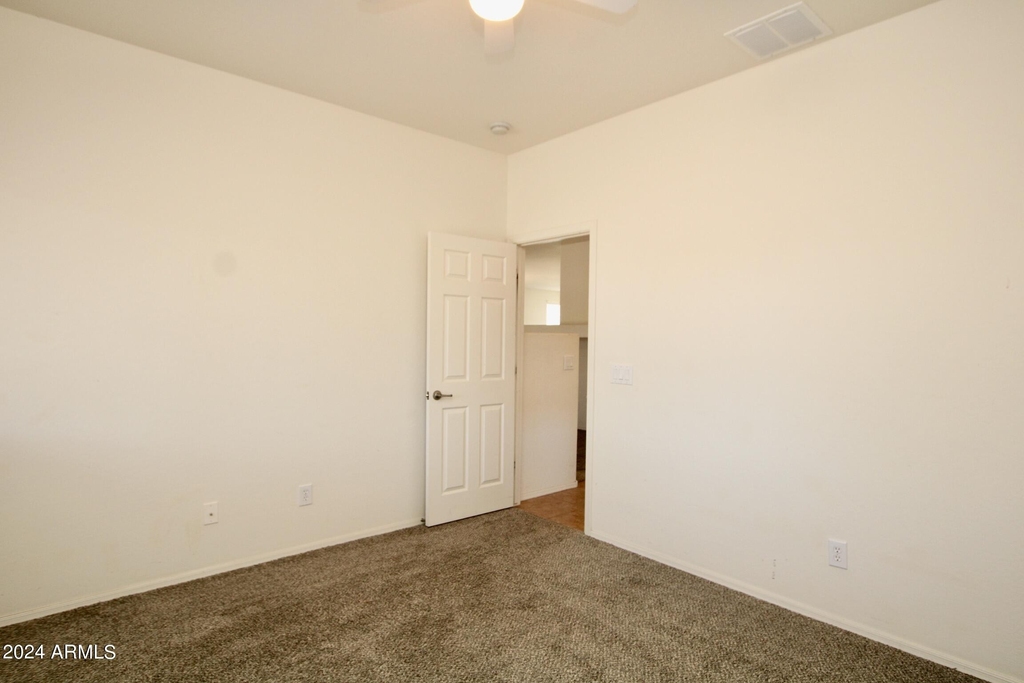 18166 N Jameson Drive - Photo 17