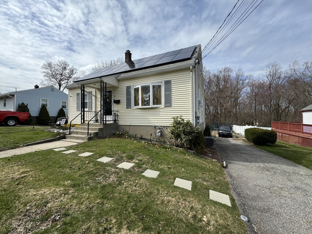 80 Overlook Avenue - Photo 0