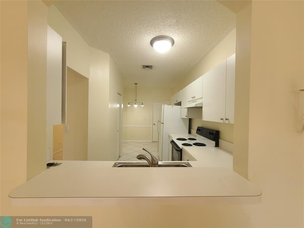 1065 Sw 42nd Ter - Photo 12