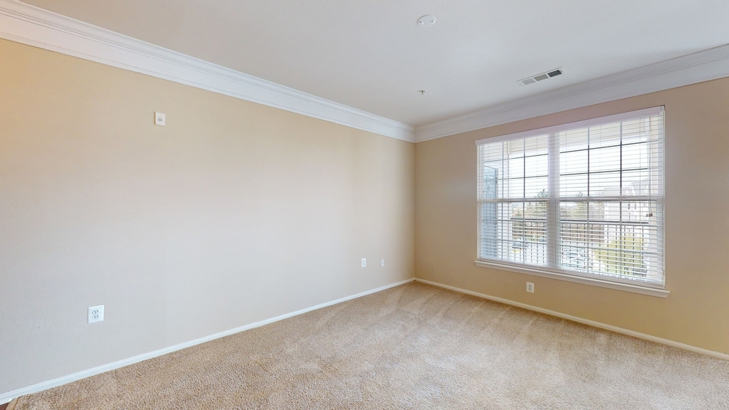 13800 Jefferson Park Drive - Photo 2