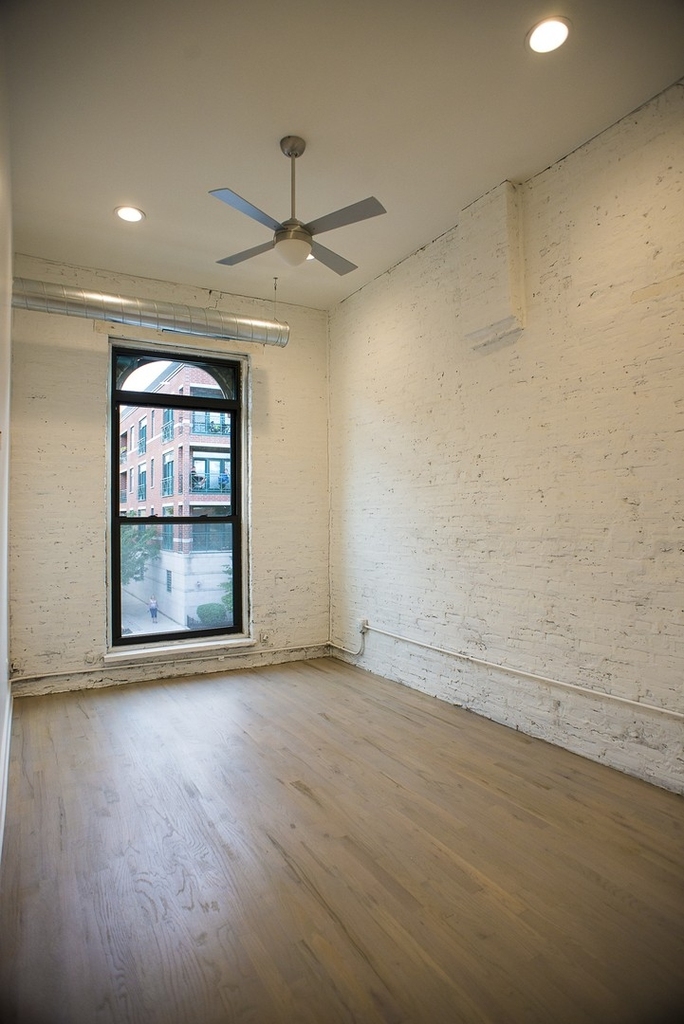 1104 W Madison Street - Photo 3