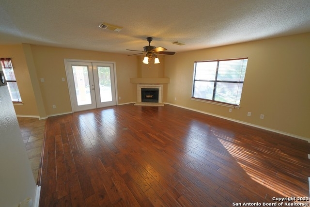 420 Camaron Woods - Photo 11