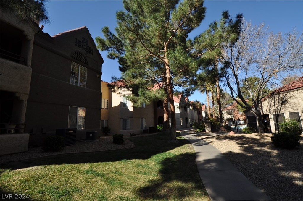 2200 S Fort Apache Road - Photo 20