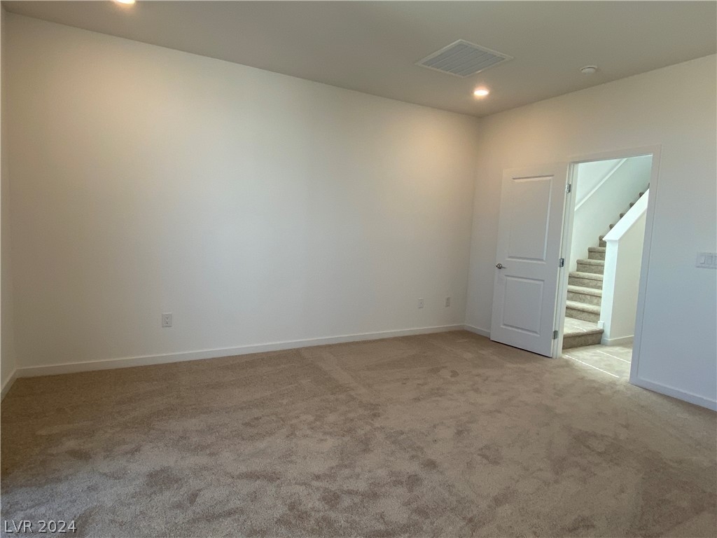 11687 Desert Hollow Avenue - Photo 9