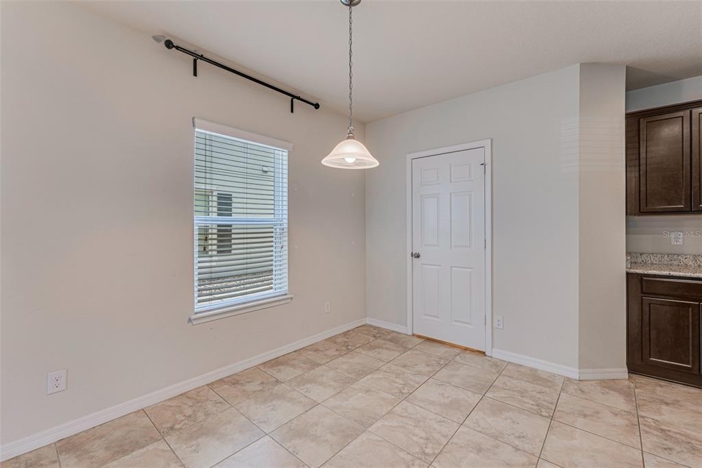 4804 Chatterton Way - Photo 18