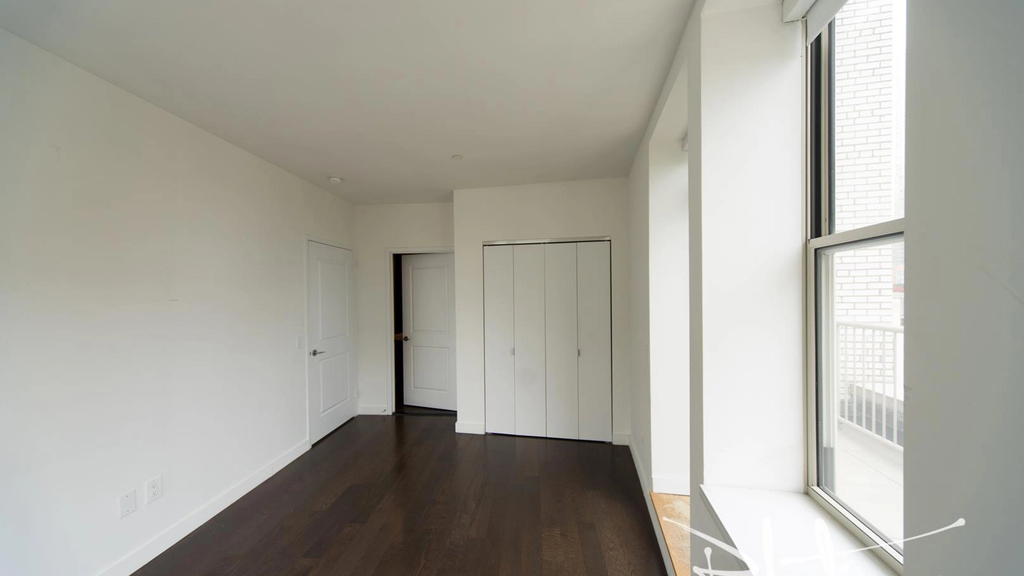 116 John Street - Photo 2