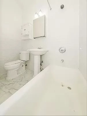 332 East 71st Street - Photo 5