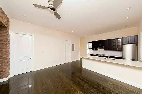 1377 Lexington Avenue - Photo 3