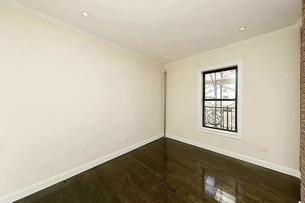 1377 Lexington Avenue - Photo 7