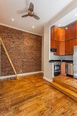 234 West 14th Street - Photo 1