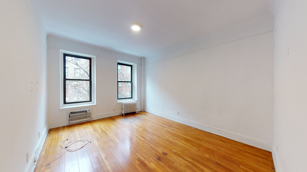 313 East 93rd Street - Photo 1