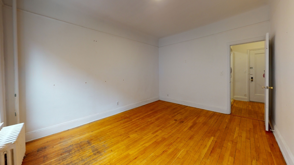 313 East 93rd Street - Photo 2