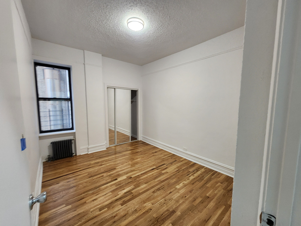 550 West 157th Street - Photo 3