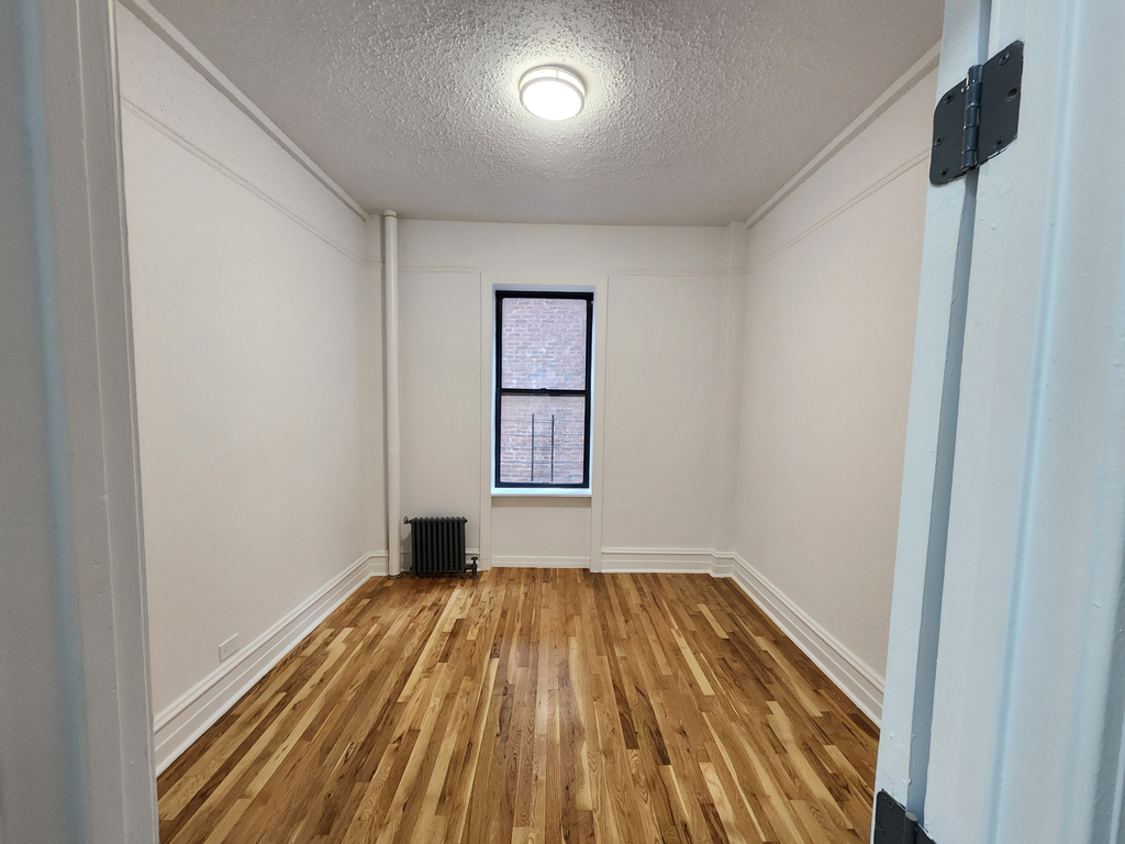 550 West 157th Street - Photo 5