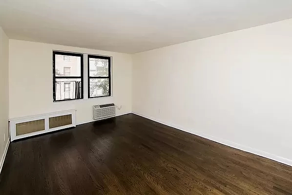 342 East 55th Street - Photo 1