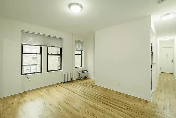 326 East 58th Street - Photo 0