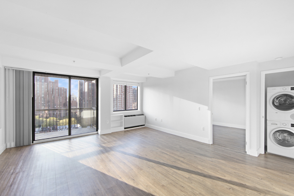 east 91 street  - Photo 1