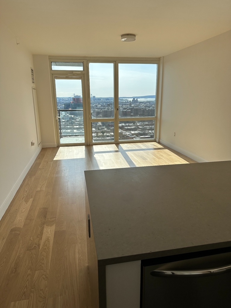 30 Bond St | Downtown Brooklyn - Photo 2