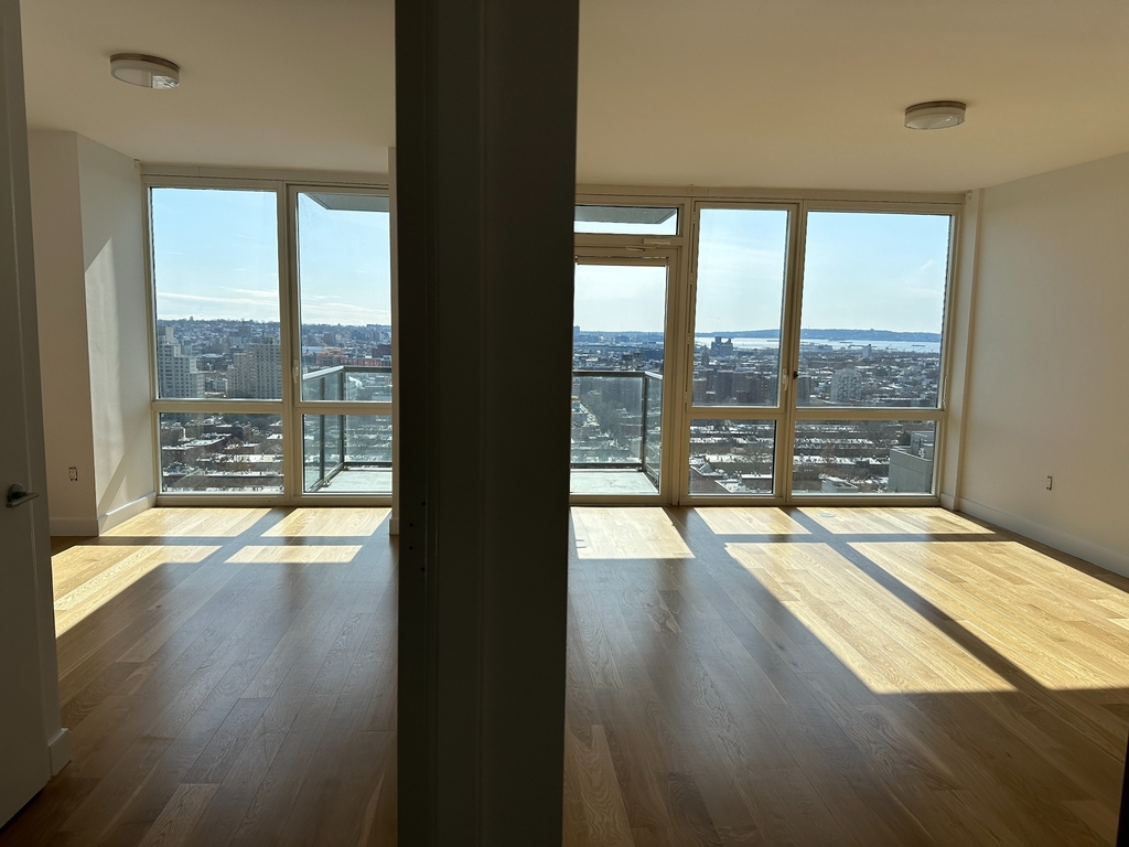 30 Bond St | Downtown Brooklyn - Photo 2