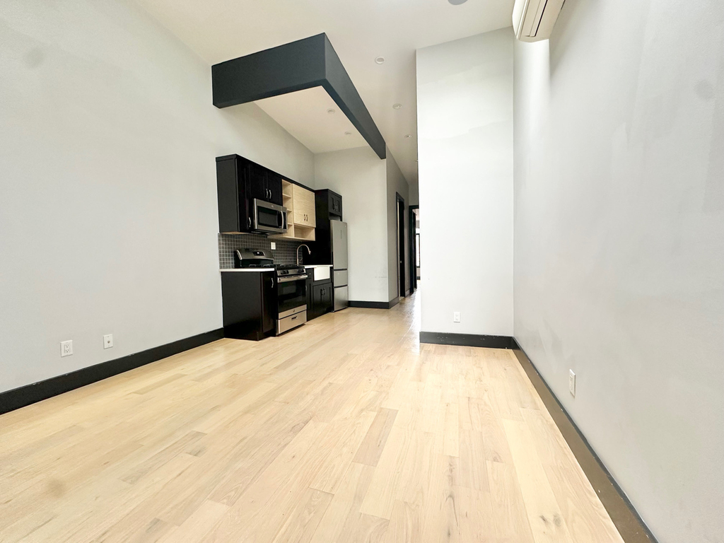 148 Meserole Street - Photo 6